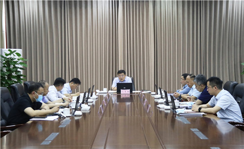 东昌府区委理论学习中心组进行集体学习