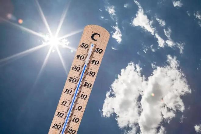 北方高温明起发展京津冀或再现40℃ 南方新一轮强降雨将至