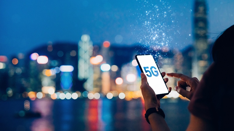 工信部：截至7月末5G移动电话用户占比超四成