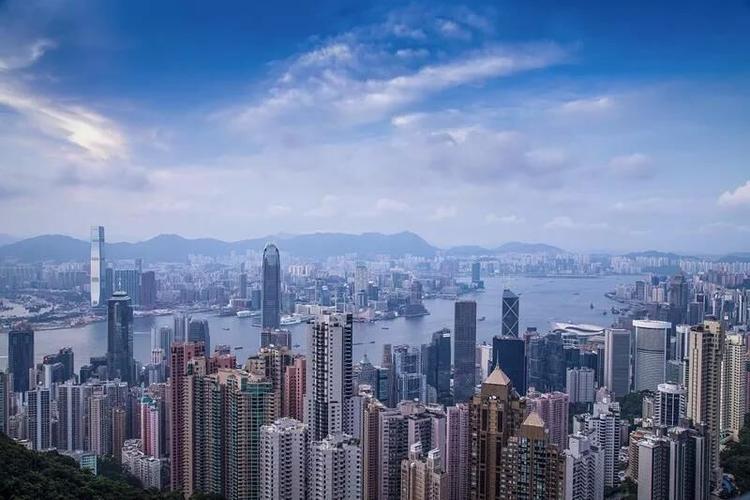 调查指香港中小企招聘难 拟聘内地人才