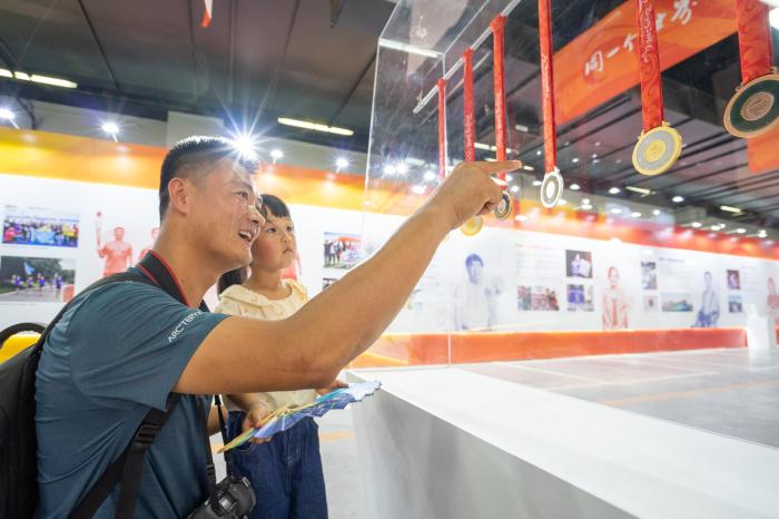 纪念北京奥运会成功举办15周年主题展览在鸟巢开幕