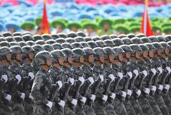 《军营理论热点怎么看·2023》印发全军
