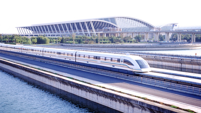 国家疾控局：乘飞机、火车、地铁等交通工具时建议戴口罩