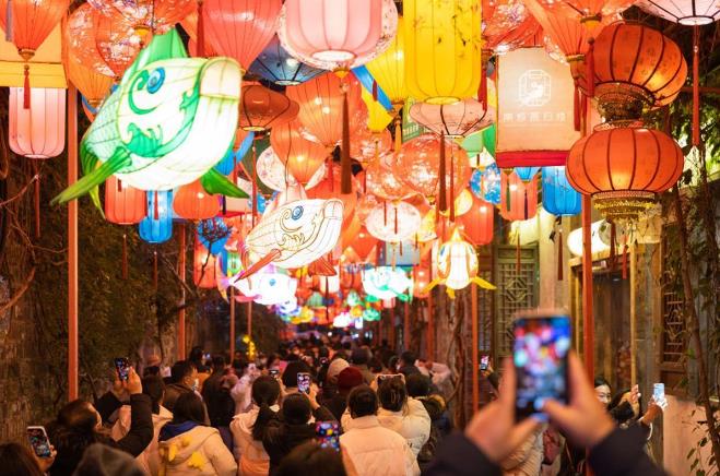 “中国年”升级为“世界年” 春节被列入联合国假日意味着什么？