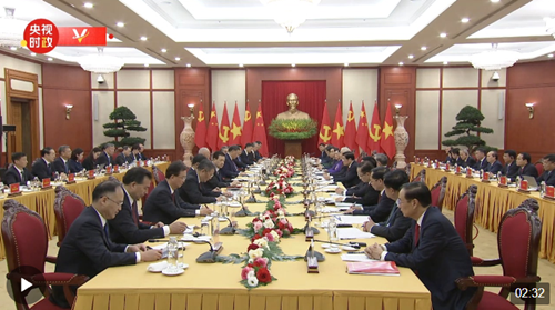 习近平：在深化中越全面战略合作伙伴关系基础上 携手构建具有战略意义的中越命运共同体