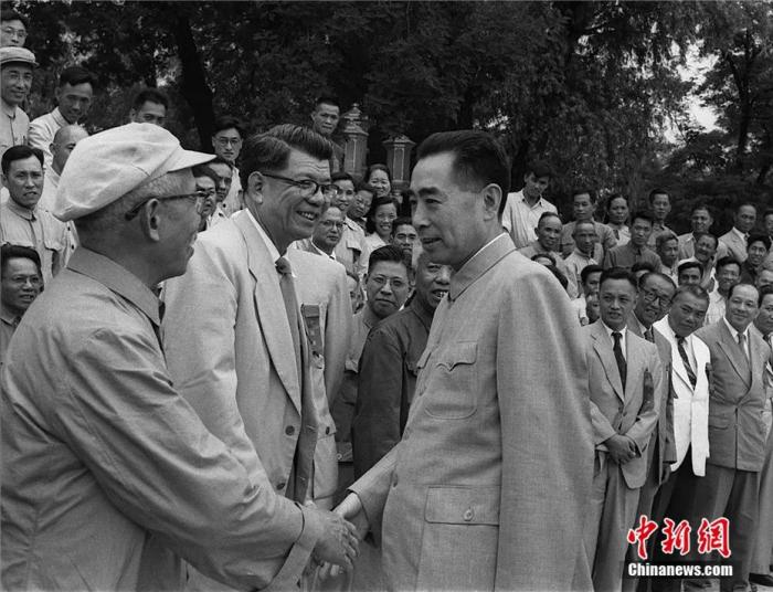 48年了！周总理，我们怀念您！