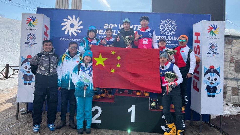 中国选手首次夺得听障冬奥会单板滑雪个人项目金牌