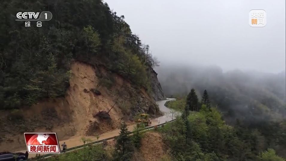 我国多地出现强对流天气 警惕暴雨次生灾害