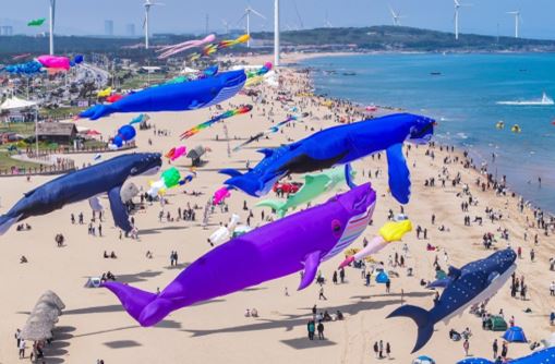 夏日文旅热潮涌现 消费市场释放高质量发展新潜力