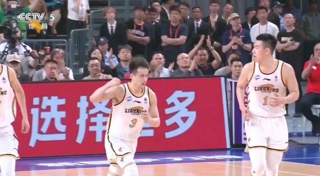 队史首次三连冠！辽宁横扫新疆夺得CBA总冠军