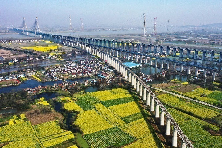 4条高铁票价为何调整？——铁路专家谈市场化票价机制“有升有降”