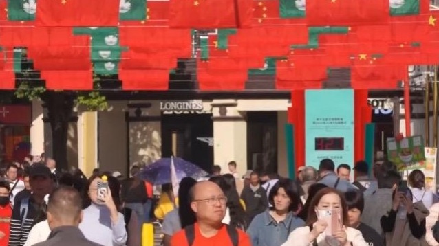 接待旅客量约等于总人口47倍！老古迹新地标，澳门旅游人气旺
