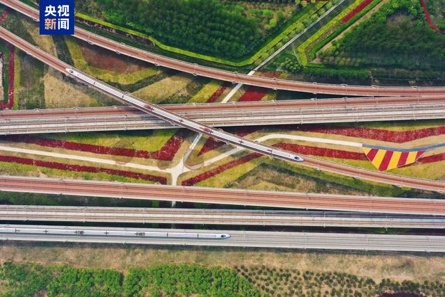 我们的铁路风景，今天的活力中国