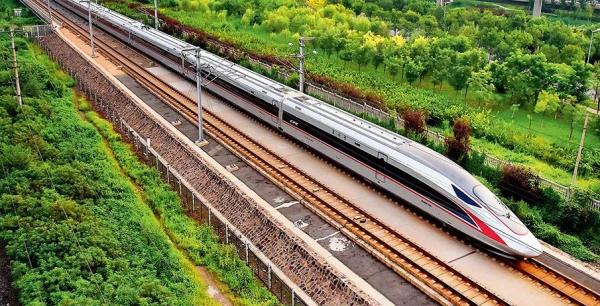 一季度全国铁路旅客发送量创新高