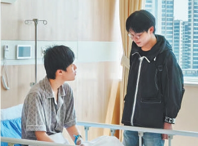 行善少年交出“满分答卷”（追梦路上）