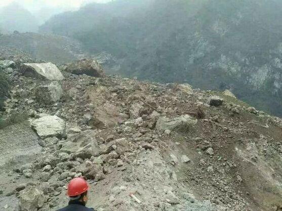 贵州猴子河特大桥引桥垮塌 现场无人员伤亡