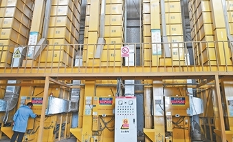 机械城堡”为小麦智能“控水”