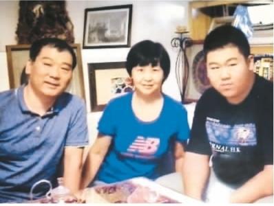 “空巢”不空落 学子家庭亲情浓