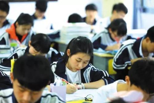 外省回京考生学业考成绩认证首次在线办理